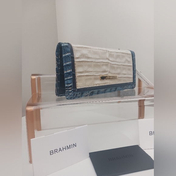 NWT Brahmin - Ady Wallet Mindful Grey Acoustic Wallet - Picture 8 of 10